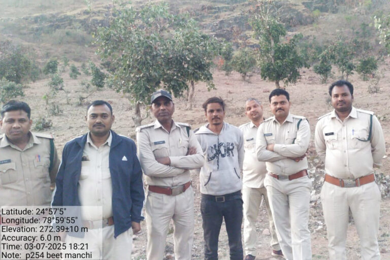 जतारा वन विभाग ने आधी रात्रि में जप्त किया मय ट्रॉली रेत भरा ट्रैक्टर