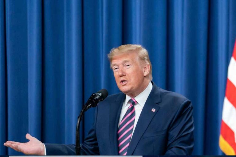 America में Donald Trump शिक्षा विभाग पर लगाएंगे ताला ! America में Donald Trump शिक्षा विभाग पर लगाएंगे ताला !