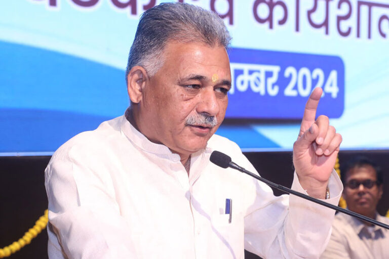 मंत्री परमार ने उच्च शिक्षा विभाग और विश्वविद्यालय परिवार को बधाई एवं शुभकामनाएं दीं