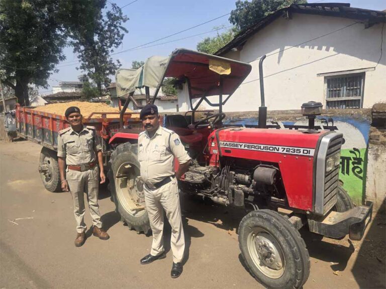 अवैध रेत उत्खनन माफिया के विरूद्ध कोतवाली पुलिस द्वारा की गयी कार्यवाही