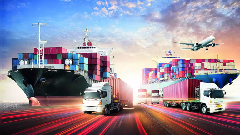 FY25 में भारत का निर्यात ग्लोबल क्राइसिस के बावजूद 820 बिलियन डॉलर रहा,  गुड्स एंड सर्विसेज एक्सपोर्ट्स दोनों शामिल