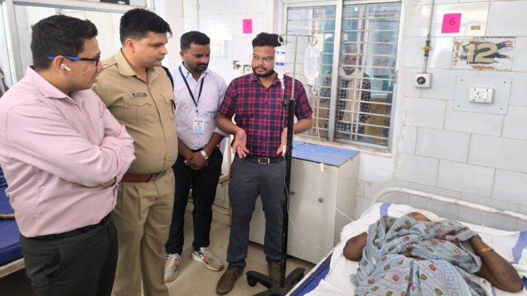 चिकित्सा अधिकारियों को घायल मरीजों को बेहतर उपचार मुहैया कराने के दिए निर्देश