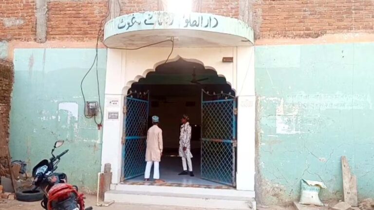 प्रदेशाध्यक्ष शर्मा ने कहा मदरसे पर अवैध गतिविधियों होती है, इसकी जांच और सख्त कार्रवाई की मांग