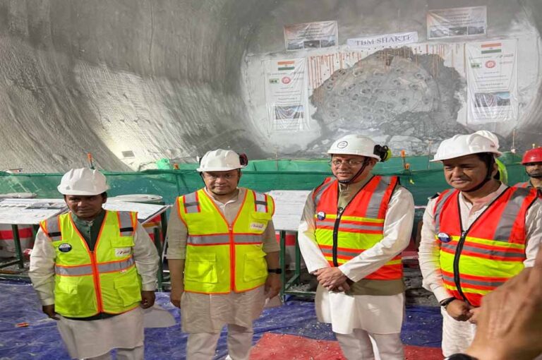 भारत की सबसे लंबी परिवहन सुरंग ऋषिकेश-कर्णप्रयाग परियोजना की सुरंग संख्या 8 का उद्घाटन