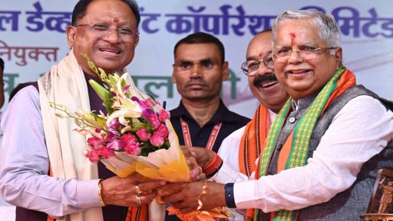 सीएसआईडीसी के अध्यक्ष राजीव अग्रवाल ने किया कार्यभार ग्रहण, मुख्यमंत्री ने दी शुभकामनाएं