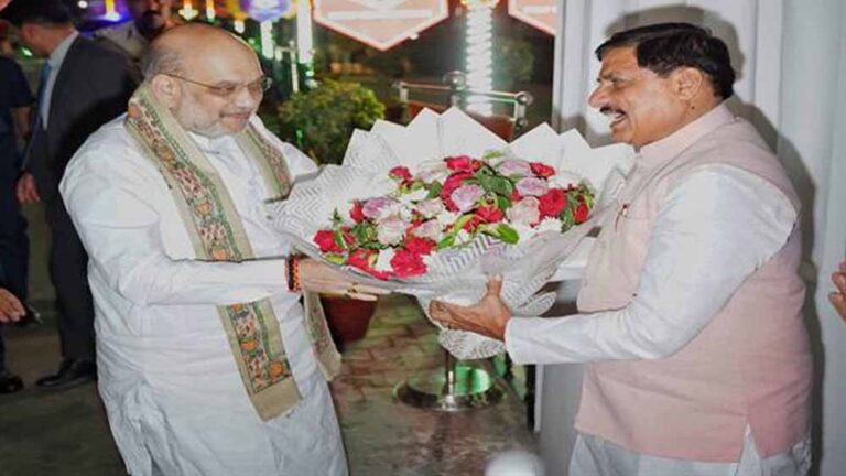 मुख्यमंत्री डॉ. यादव ने केंद्रीय गृह मंत्री शाह का नीमच में किया स्वागत