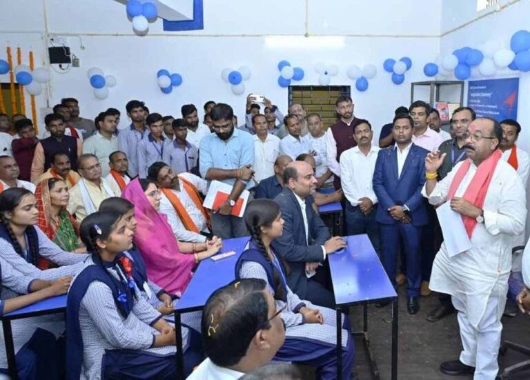 स्मार्ट क्लास से विषयों को और अधिक अच्छे से समझ सकेंगे बच्चे, पढ़ाई में रुचि और सीखने की क्षमता बढ़ेगी : अरुण साव