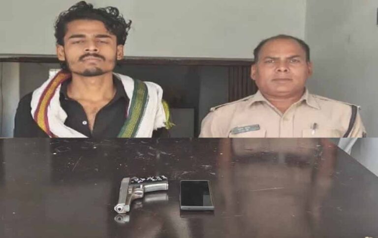 पेंड्रारोड के पास पुलिस ने युवक को देसी पिस्टल के साथ किया गिरफ्तार