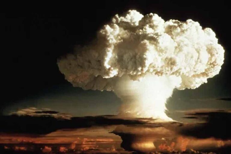 ड्रैगन ने फोड़ा परमाणु बम से भी खतरनाक ‘नॉन न्यूक्लियर हाइड्रोजन’ बम, भारत के लिए नया खतरा