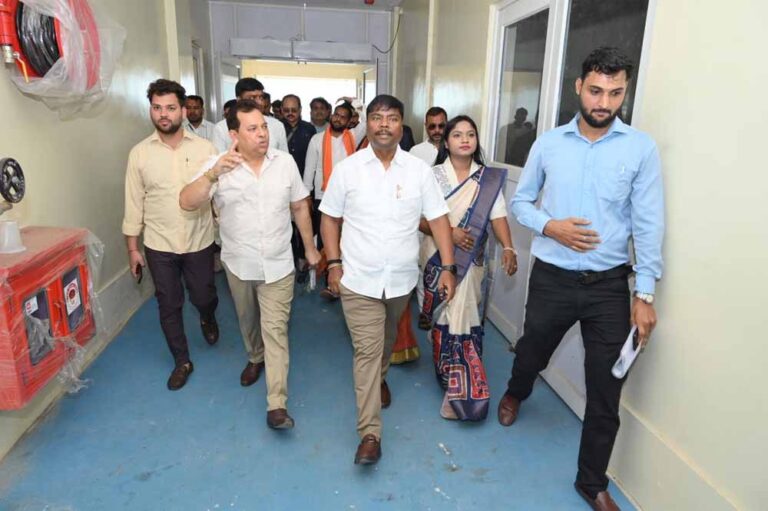 दुर्ग जिला अंतर्गत ग्राम जामगॉव (एम) में 110 एकड़ में स्थापित किया जा रहा है प्रसंस्करण ईकाई: वनमंत्री कश्यप दुर्ग जिला अंतर्गत ग्राम जामगॉव (एम) में 110 एकड़ में स्थापित किया जा रहा है प्रसंस्करण ईकाई: वनमंत्री कश्यप