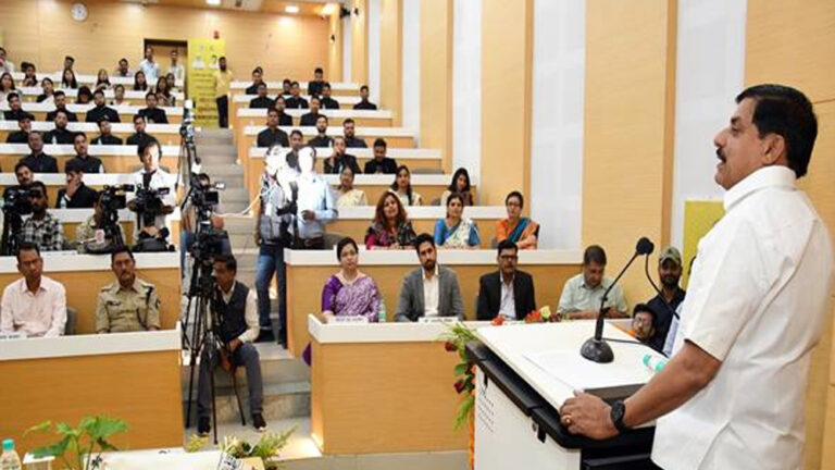 मुख्यमंत्री ने राज्य सिविल सेवा अधिकारियों के 118वें संयुक्त आधारभूत प्रशिक्षण कार्यक्रम का किया शुभारंभ