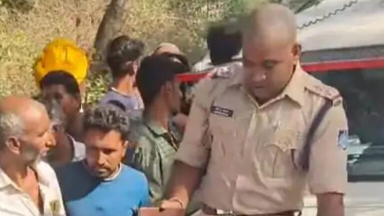 उज्जैन की 32वीं बटालियन के प्रधान आक्षक की हत्या, आरोपियों को गांव वालों ने पकड़कर धुना