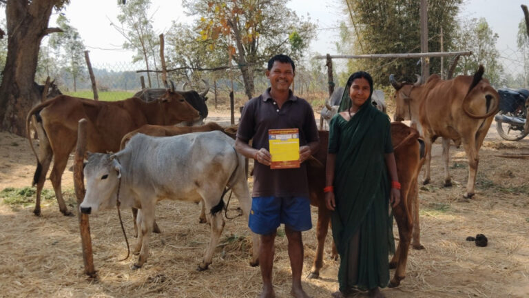 रायपुर : राज्य शासन के सहयोग से गौ पालक राजाराम का जीवन हुआ खुशहाल रायपुर : राज्य शासन के सहयोग से गौ पालक राजाराम का जीवन हुआ खुशहाल