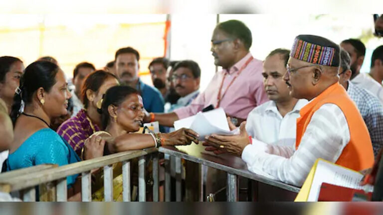 मुख्यमंत्री विष्णु देव साय के सुशासन में निराकरण का भरोसा