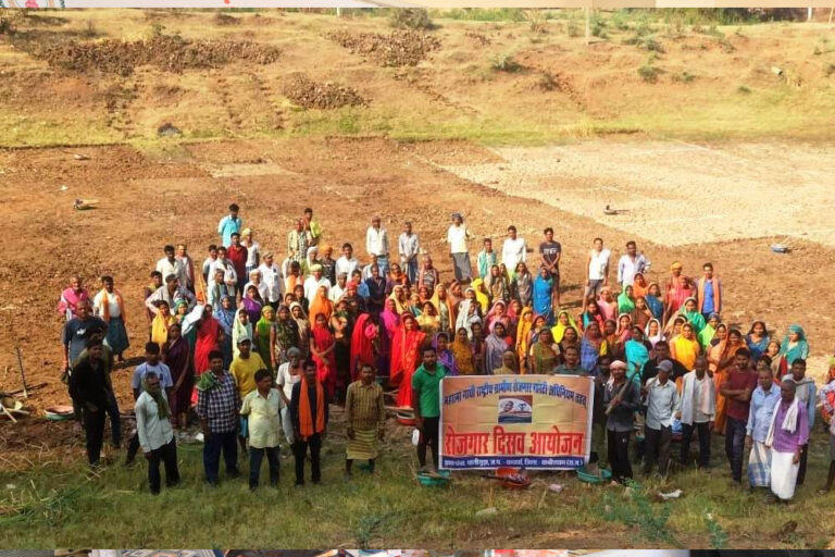 जल संरक्षण, पीएम आवास योजना की पात्रता, आजीविका संवर्धन और नई मजदूरी दर पर हुई चर्चा जल संरक्षण, पीएम आवास योजना की पात्रता, आजीविका संवर्धन और नई मजदूरी दर पर हुई चर्चा