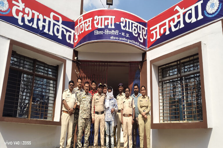 शाहपुर पुलिस ने 48 घंटे के अंदर किया अंधे कत्ल का खुलासा शाहपुर पुलिस ने 48 घंटे के अंदर किया अंधे कत्ल का खुलासा