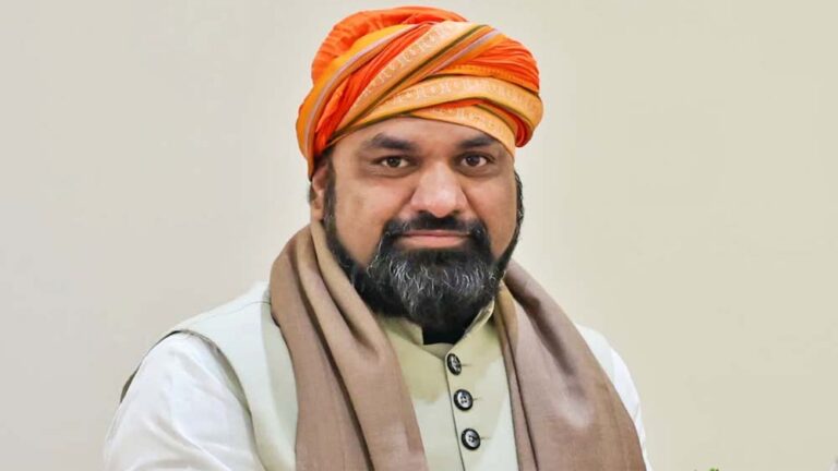 सम्राट चौधरी ने पटना में महागठबंधन की बैठक पर तंज कसते हुए कहा कि वे कितनी बार भी मिल लें, जीतेगा एनडीए ही