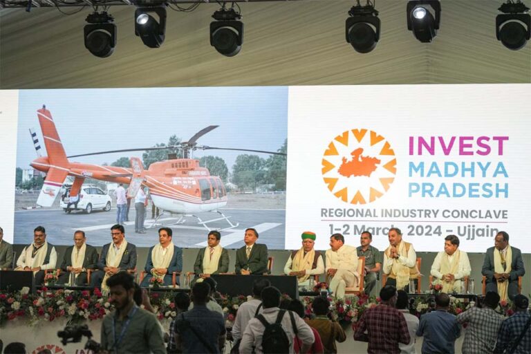 पीएमश्री एयर एंबुलेंस सेवा में एक बड़ी सुविधा जुड़ने जा रही, उपचार के लिए रात में भी बड़े अस्पताल में पहुंचाया जा सकेगा