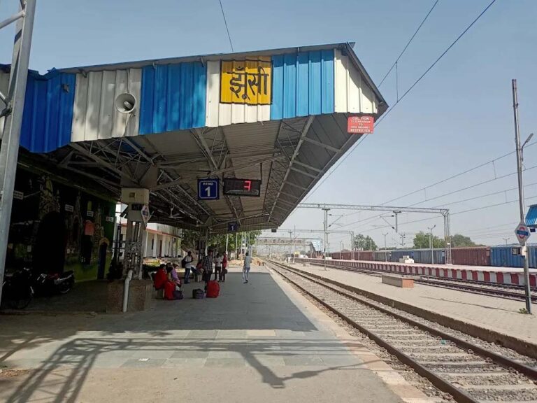 झूंसी से वाराणसी, गोरखपुर आदि के लिए मिलेंगी मेमू व दैनिक ट्रेन, झूंसी को टर्मिनल स्टेशन बनाने का प्रस्ताव