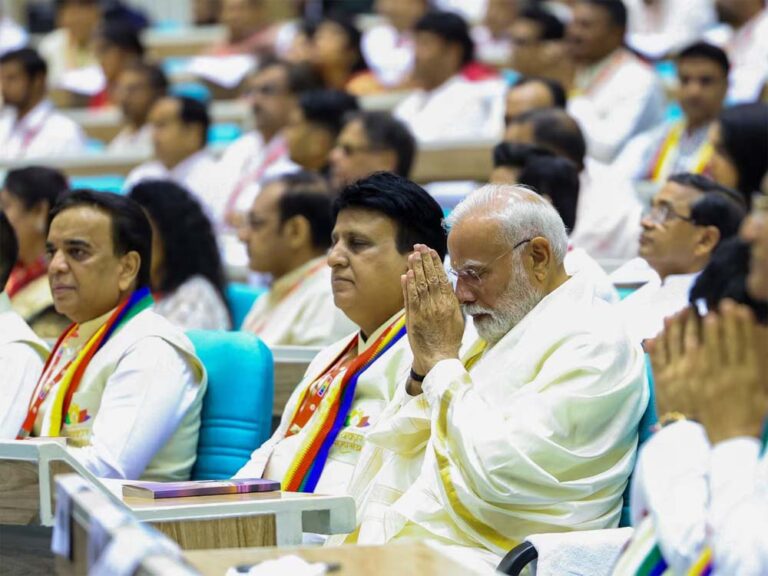 पीएम मोदी ने कहा-तीर्थंकरों की शिक्षाओं और मूर्तियों के जरिए इस धर्म का प्रभाव संसद भवन पर दिखाई देता है