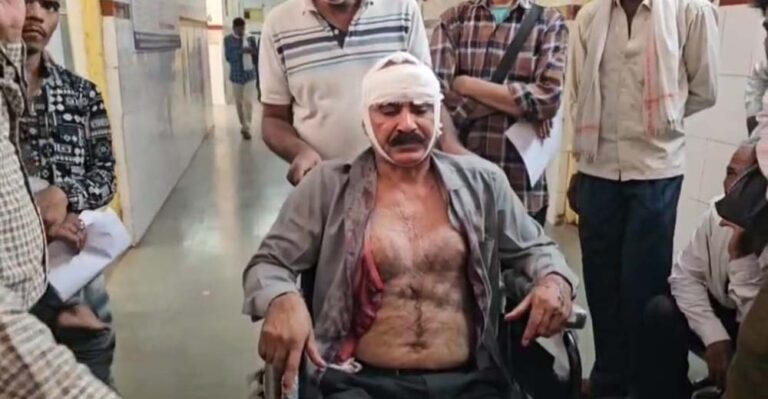 सीएम राइल स्कूल के प्राचार्य को दो छात्रों के खिलाफ पुलिस में शिकायत करना महंगा पड़ा