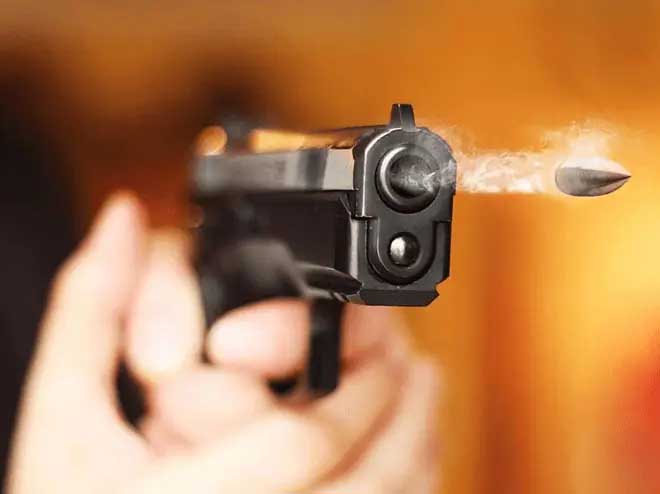 शूटर शाहनवाज की पटना में बाइक सवार अपराधियों ने गोली मारकर की हत्या शूटर शाहनवाज की पटना में बाइक सवार अपराधियों ने गोली मारकर की हत्या