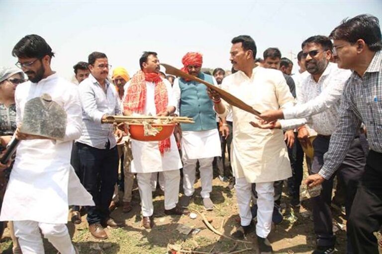 जल की बूंद-बूंद का संरक्षण करें : मंत्री सिलावट जल की बूंद-बूंद का संरक्षण करें : मंत्री सिलावट