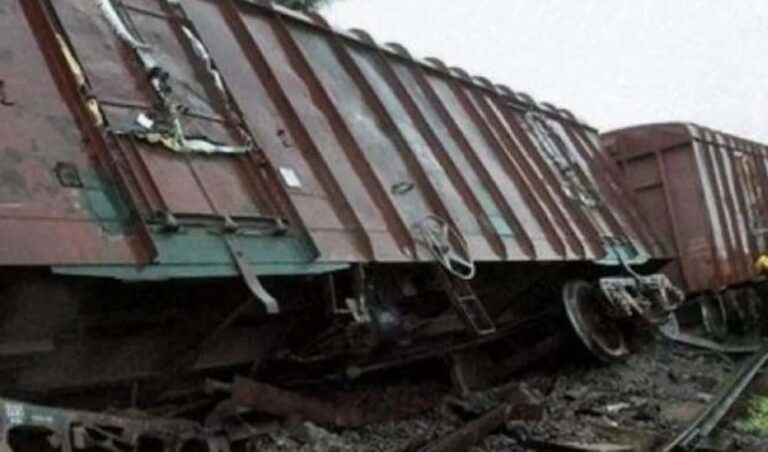 झारखंड के साहेबगंज जिले में दो मालगाड़ियों के बीच टक्कर में मारे गए लोको पायलट, होना तहा रिटायरमेंट