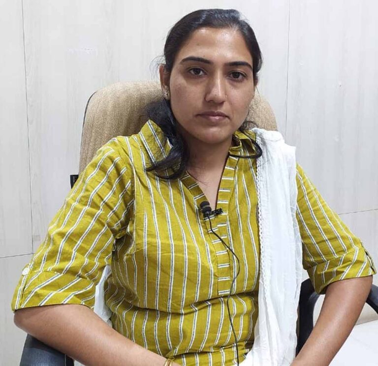 महिला सशक्तिकरण का प्रेरणास्पद उदाहरण, शहीद की पत्नी का जज्बा बना मिसाल