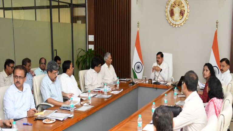 मुख्यमंत्री ने अहिल्याबाई होल्कर जयंती समारोह का भव्य और जनभागीदारी से संपन्न कराने के निर्देश दिए