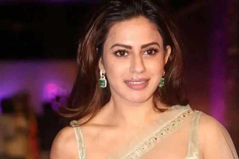 रान्या राव को सोना तस्करी केस में जमानत, पर रिहाई नहीं, कन्नड़ एक्ट्रेस की मां ने खटखटाया HC का दरवाजा