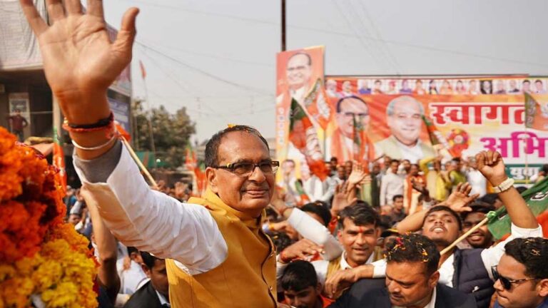 शिवराज सिंह चौहान 25 साल बाद फिर करने जा रहे पदयात्रा, यह है मकसद शिवराज सिंह चौहान 25 साल बाद फिर करने जा रहे पदयात्रा, यह है मकसद