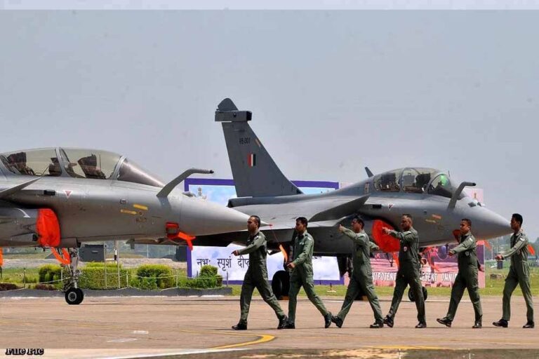 राजमाता विजयाराजे सिंधिया सिविल एयरपोर्ट से भी सभी उड़ानें रद्द, 5 जिलों में आज मॉक ड्रिल