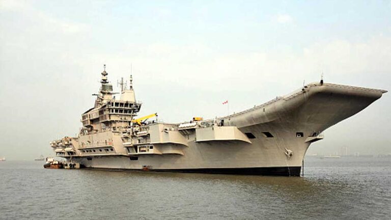 कराची समेत पूरा पाकिस्तान कुछ ही मिनटों में तबाह कर सकता है INS Vikrant  जानिए ताकत