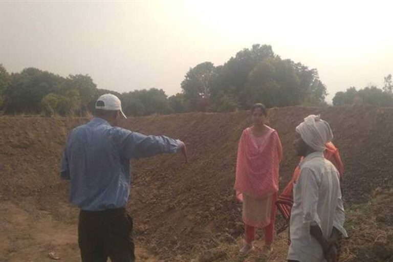 प्रदेश में आगामी वर्षा के मौसम को देखते हुए जल स्रोतों के आस-पास व्यापक पौधरोपण की योजना भी तैयार की गई प्रदेश में आगामी वर्षा के मौसम को देखते हुए जल स्रोतों के आस-पास व्यापक पौधरोपण की योजना भी तैयार की गई