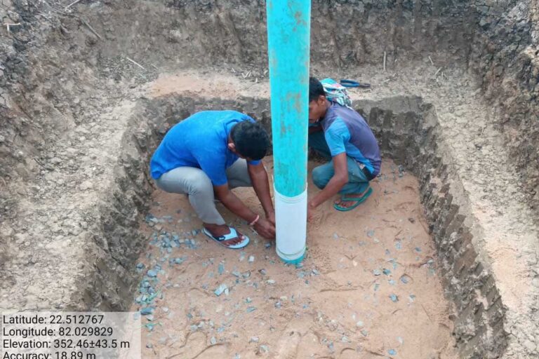 सरपंच, सचिवों व बिहान समूह की महिलाओं को दी गई जल संचयन व संरक्षण की जानकारी सरपंच, सचिवों व बिहान समूह की महिलाओं को दी गई जल संचयन व संरक्षण की जानकारी