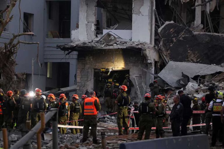 ईरान में भारतीय दूतावास सुरक्षा स्थिति पर लगातार नजर, भारतीय नागरिकों के लिए एडवाइजरी जारी