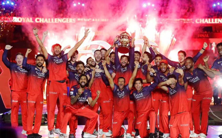 IPL 2025 ने तोड़े पुराने व्यूअरशिप के सभी कीर्तिमा , 1 बिलियन लोगों ने देखा; फाइनल ने रचा इतिहास IPL 2025 ने तोड़े पुराने व्यूअरशिप के सभी कीर्तिमा , 1 बिलियन लोगों ने देखा; फाइनल ने रचा इतिहास