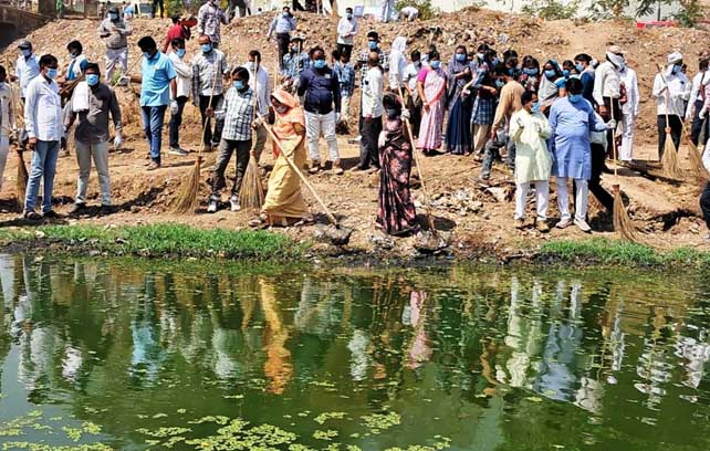 जल संचयन में उत्कृष्ट प्रदर्शन करने वाले प्रथम तीन जिलों को मिलेगा सम्मान जल संचयन में उत्कृष्ट प्रदर्शन करने वाले प्रथम तीन जिलों को मिलेगा सम्मान