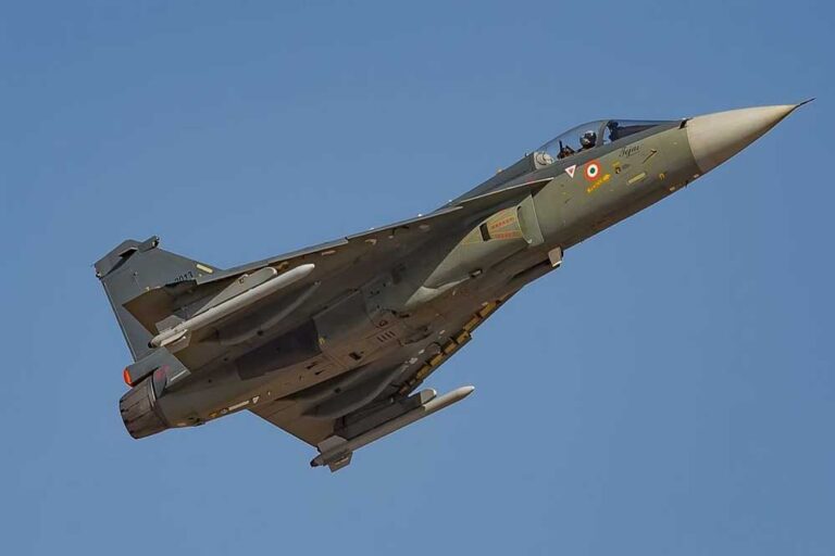 एयरफोर्स को मार्च 2026 तक आधा दर्जन हल्के लड़ाकू विमान ‘तेजस’ मिल जायेंगे