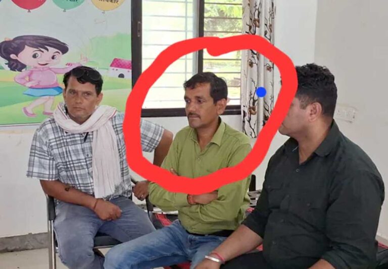 छतरपुर में फिर पटवारी रिश्वत लेते पकड़ाया, लोकायुक्त की बड़ी कार्रवाई…