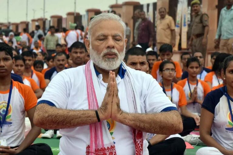 अंतरराष्ट्रीय योग दिवस 2025 के लिए आयुष मंत्रालय ने घोषित किए 10 कार्यक्रम, 25,000 से अधिक संगठनों के हुए पंजीकरण अंतरराष्ट्रीय योग दिवस 2025 के लिए आयुष मंत्रालय ने घोषित किए 10 कार्यक्रम, 25,000 से अधिक संगठनों के हुए पंजीकरण