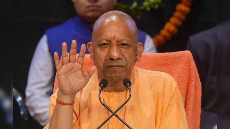 योगी सरकार आने के बाद से अपराधियों की शामत आई, यूपी में हर दिन छह एनकाउंटर, आठ साल में 234 अपराधी ढेर