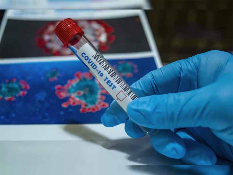 22 साल की लड़की ने तोड़ा कोरोना के चलते तोडा दम