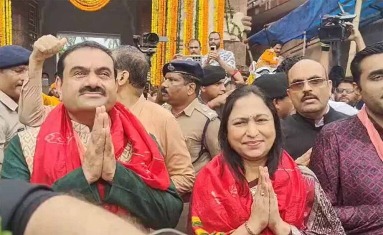 अदाणी परिवार की आस्था, पुरी में जगन्नाथ रथ यात्रा में हुए शामिल अदाणी परिवार की आस्था, पुरी में जगन्नाथ रथ यात्रा में हुए शामिल