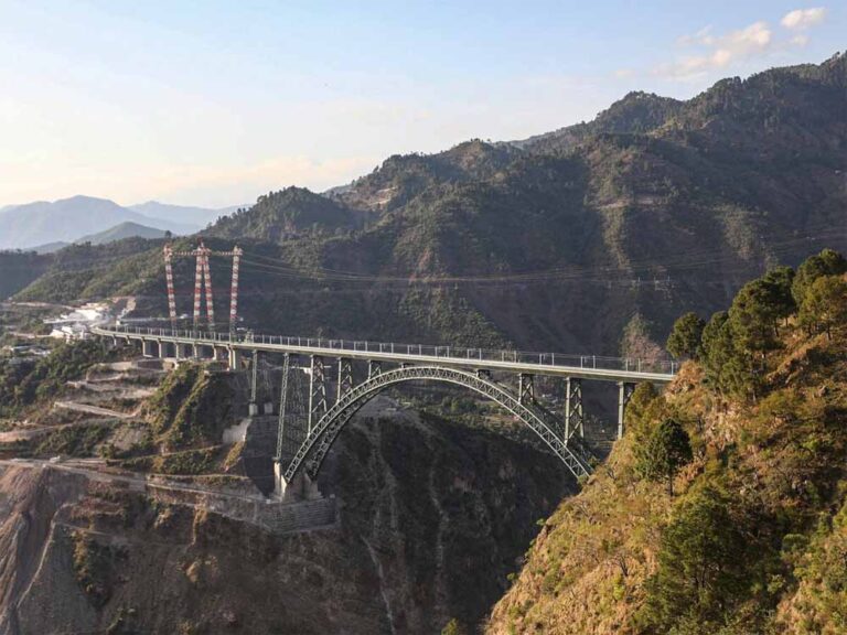 6 जून को पीएम मोदी इस ट्रेन को हरी झंडी दिखाएंगे, कटरा श्रीनगर वंदे भारत की खासियतें: सूत्र