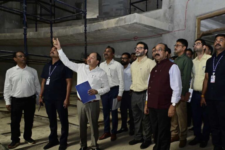 उप मुख्यमंत्री अरुण साव ने निर्माणाधीन विधानसभा भवन के कार्यों का किया निरीक्षण, निर्धारित समय पर काम पूर्ण करने के दिए निर्देश