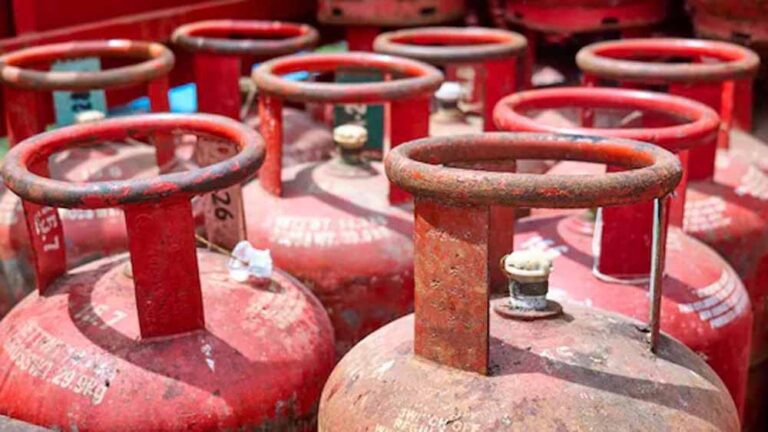 7 लाख 71 हजार 551 उपभोक्ताओं की केवाईसी पूरी, 3.28 लाख गैस कनेक्शनों का नहीं हुआ सत्यापन