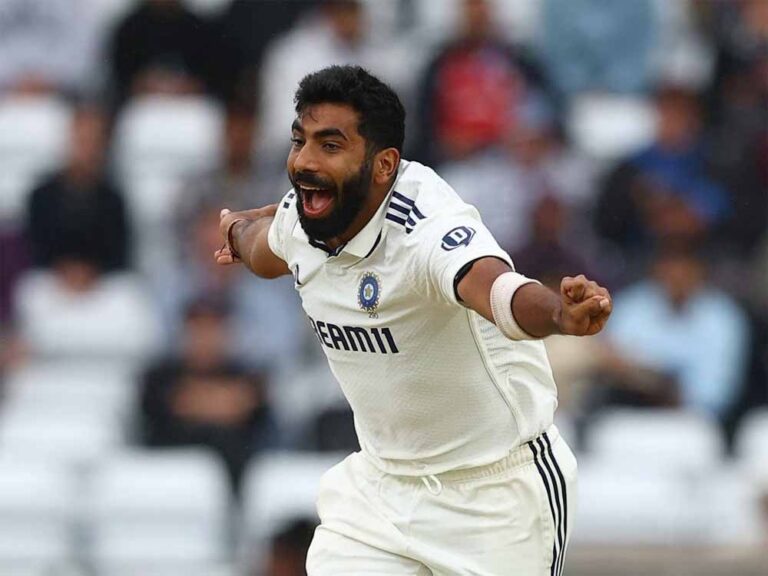 बुमराह हैं दुनिया के नंबर-1 गेंदबाज: शाहीन अफरीदी का बड़ा बयान बुमराह हैं दुनिया के नंबर-1 गेंदबाज: शाहीन अफरीदी का बड़ा बयान