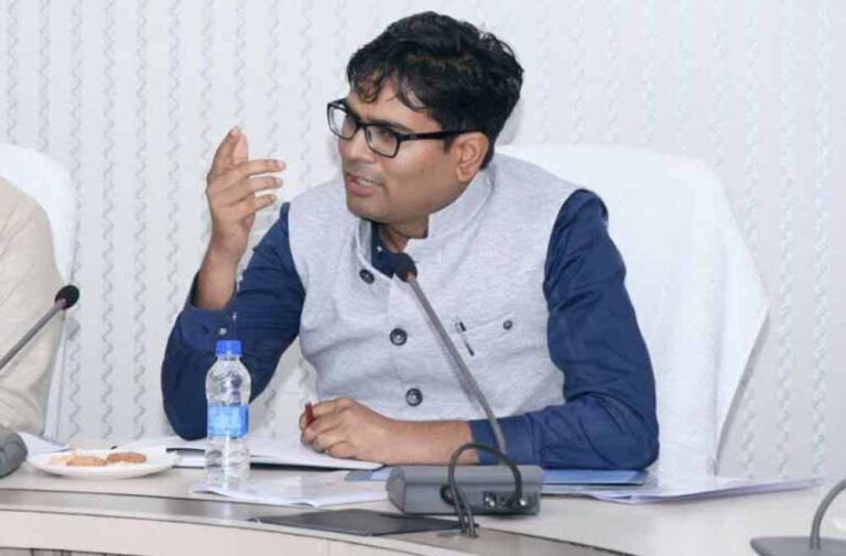 मुख्यमंत्री साय के नेतृत्व में जीएसटी कलेक्शन के संदर्भ में राज्य स्तर पर नियमित समीक्षा और डेटा आधारित निर्णय प्रक्रियाओं ने दिए सकारात्मक परिणाम : वित्त मंत्री चौधरी